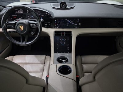 2022 Porsche TAYCAN photo 5