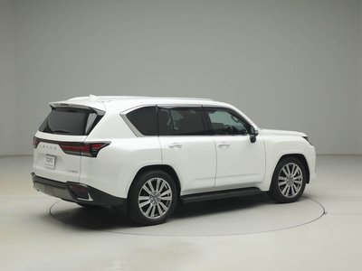 LEXUS LX - 7