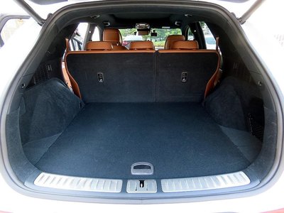 صورة مصغرة 16 لـ 2023 Genesis GV70