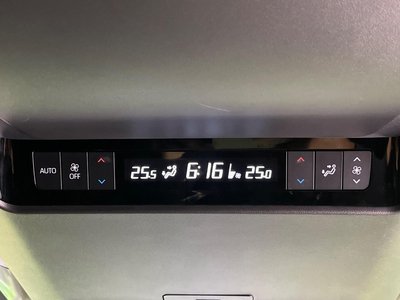 2024 Toyota ALPHARD thumbnail 39