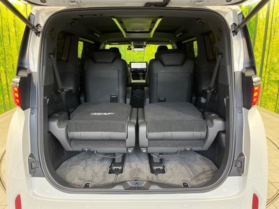 2024 Toyota ALPHARD thumbnail 11