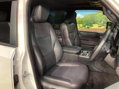 TOYOTA LAND CRUISER 250 - 8