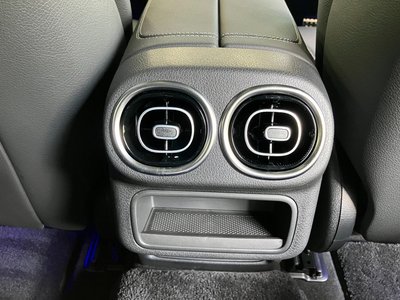 2026 Mercedes-BENZ GLC — миниатюра 26