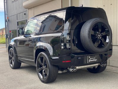 LAND ROVER DEFENDER - 6