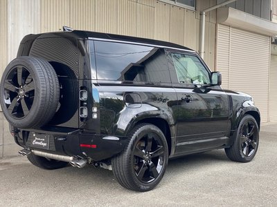 LAND ROVER DEFENDER - 4