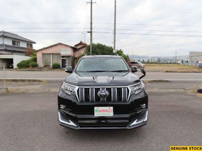 TOYOTA LAND CRUISER PRADO - 8