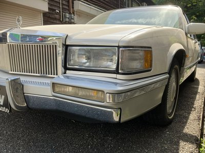 CADILLAC FLEETWOOD - 8