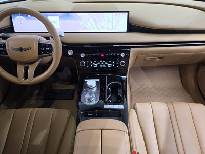 2025 Genesis G80 (RG3) — фото 5