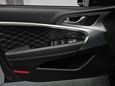 2022 Genesis THE NEW G70 — миниатюра 15