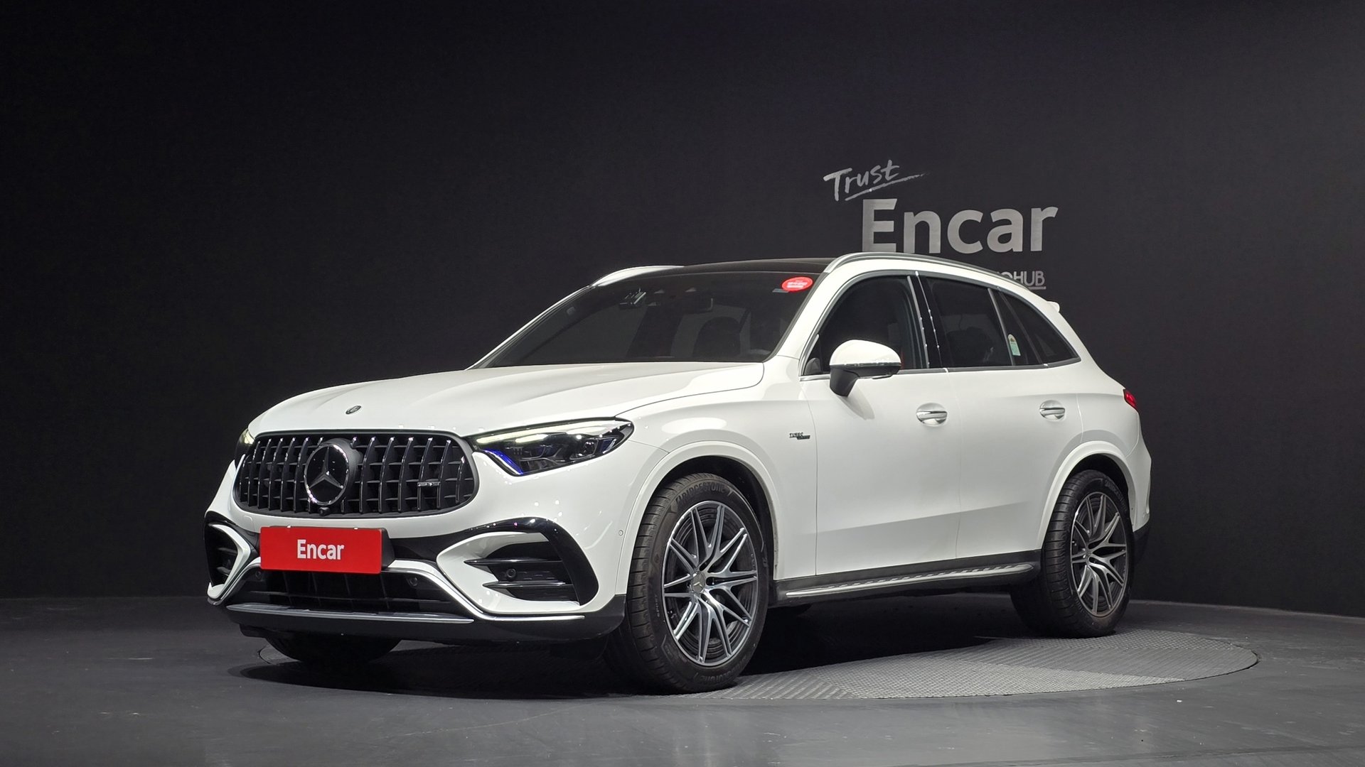 MERCEDES-BENZ GLC - View 1