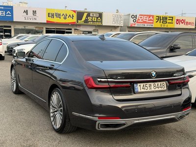 BMW 7 SERIES - 4