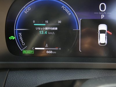 TOYOTA CROWN SPORT - 10