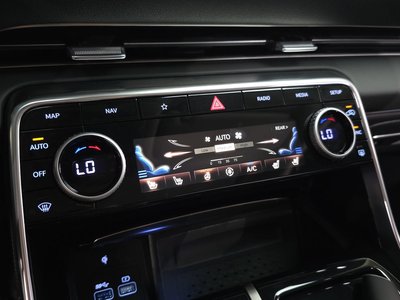 2021 Genesis GV80 — миниатюра 17
