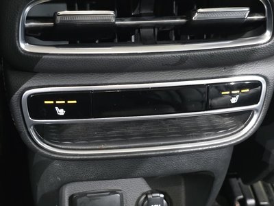 2021 Genesis GV80 — миниатюра 19