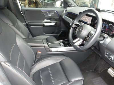 2024 Mercedes-BENZ GLB AMG — фото 4
