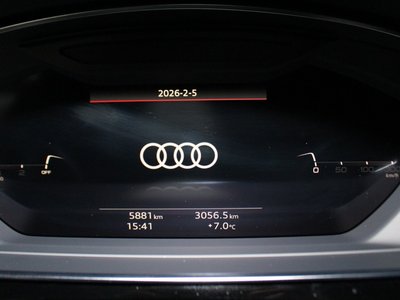 AUDI A8 - 8