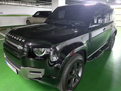 LAND ROVER DEFENDER - 5