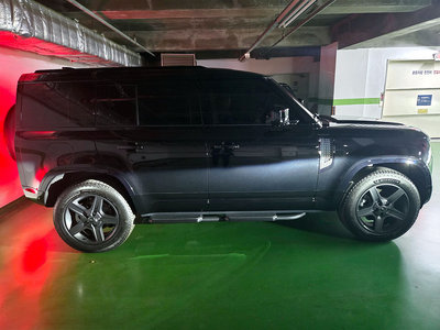 LAND ROVER DEFENDER - 2