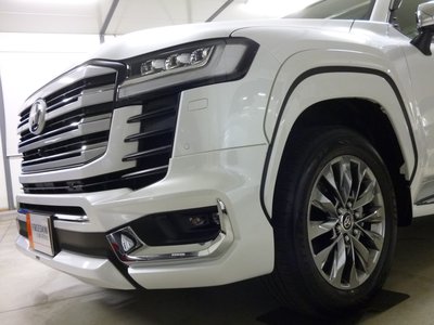 TOYOTA LAND CRUISER - 3