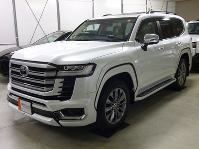 TOYOTA LAND CRUISER - 1