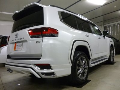 TOYOTA LAND CRUISER - 9