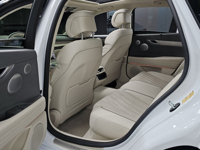 2024 Genesis G80 (RG3) — миниатюра 18