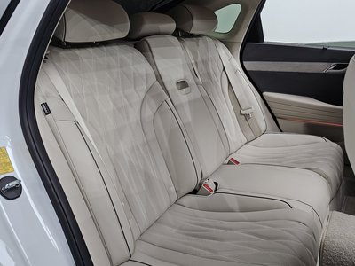2024 Genesis G80 (RG3) — миниатюра 17