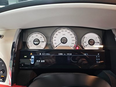 ROLLS-ROYCE DAWN - 10