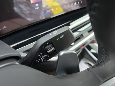 2026 BMW X6 — миниатюра 16