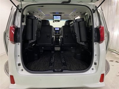2021 Toyota ALPHARD thumbnail 36