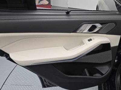 2025 BMW X5 缩略图 15
