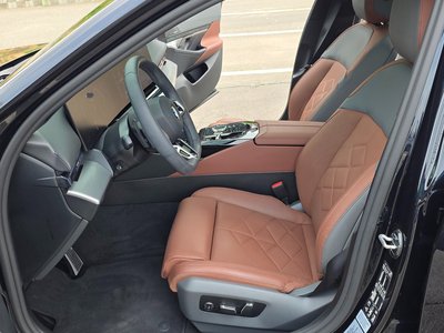 2025 BMW 5 SERIES — миниатюра 16