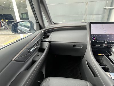2024 Toyota ALPHARD thumbnail 68