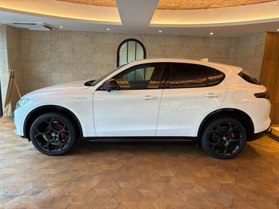 2025 ALFA Romeo STELVIO 照片 4