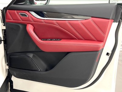 2021 Maserati LEVANTE — миниатюра 23