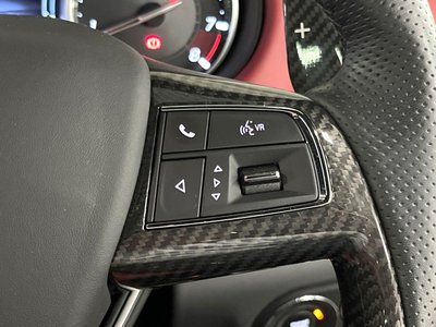 2021 Maserati LEVANTE — миниатюра 25