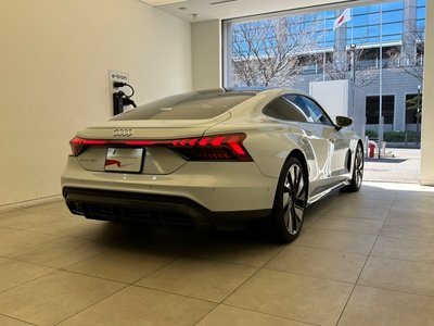 AUDI E-TRON GT QUATTRO - 7