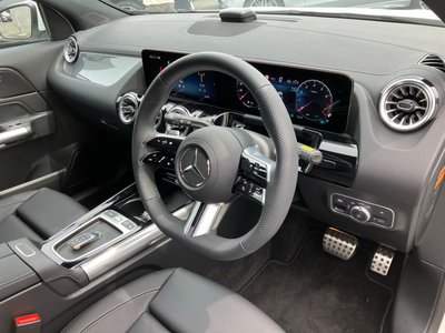 MERCEDES-BENZ GLA - 6