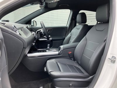 MERCEDES-BENZ GLA - 7