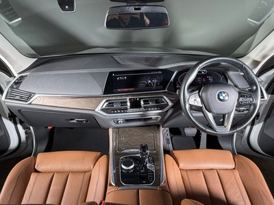 2022 BMW X5 — миниатюра 33