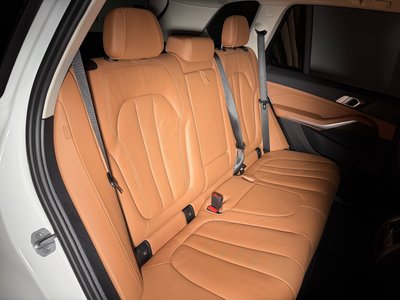 2022 BMW X5 — миниатюра 28