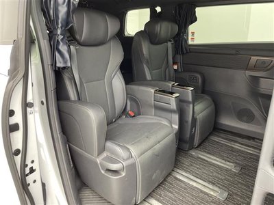 صورة 7 لـ 2023 Toyota ALPHARD