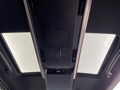 صورة 2 لـ 2023 Toyota ALPHARD