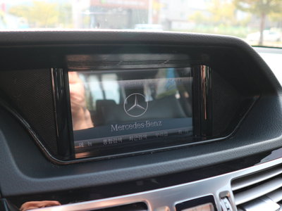 MERCEDES-BENZ E-CLASS - 9