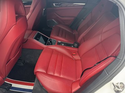 PORSCHE PANAMERA - 10