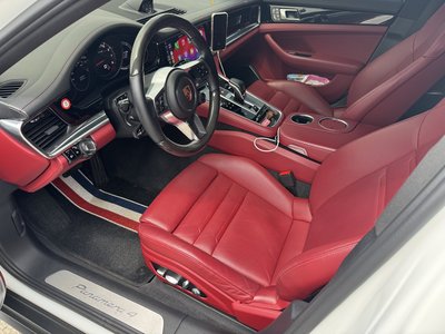PORSCHE PANAMERA - 9