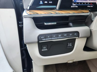 CADILLAC ESCALADE 5TH GENERATION - 10