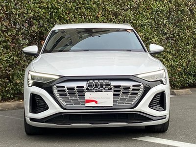 AUDI Q8 E-TRON - 2