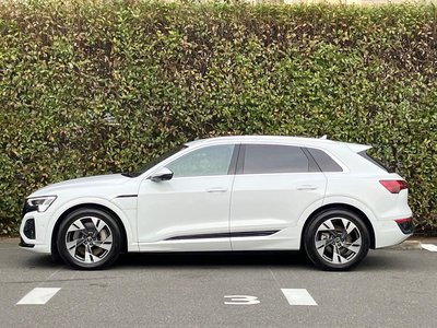AUDI Q8 E-TRON - 3