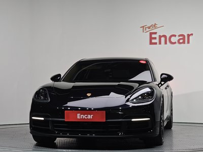 PORSCHE PANAMERA - 2